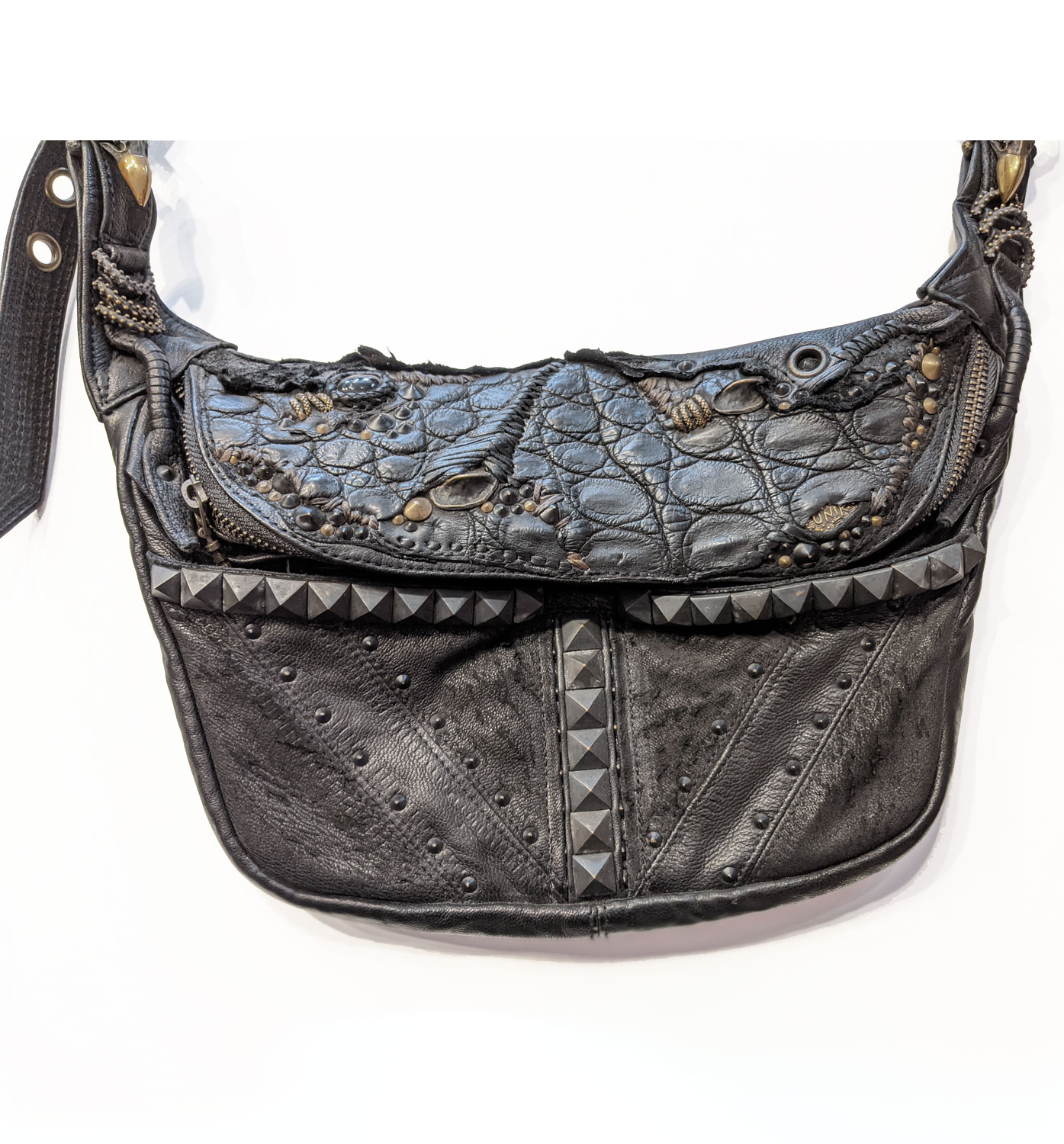 Top Quality Women Lady Cool Girl Bags Le Cagole Motorcycle Shoulder Luxury  Designers Genuine Leather Crossbody Clutch Wallet Purse Pochette Vintage  Crocodile Skin From Superbagdesigner, $117.61 | DHgate.Com